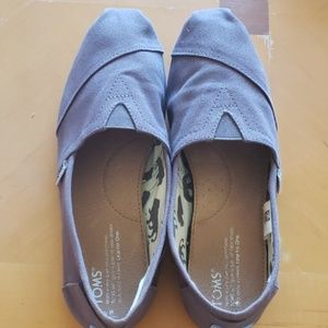 TOMS